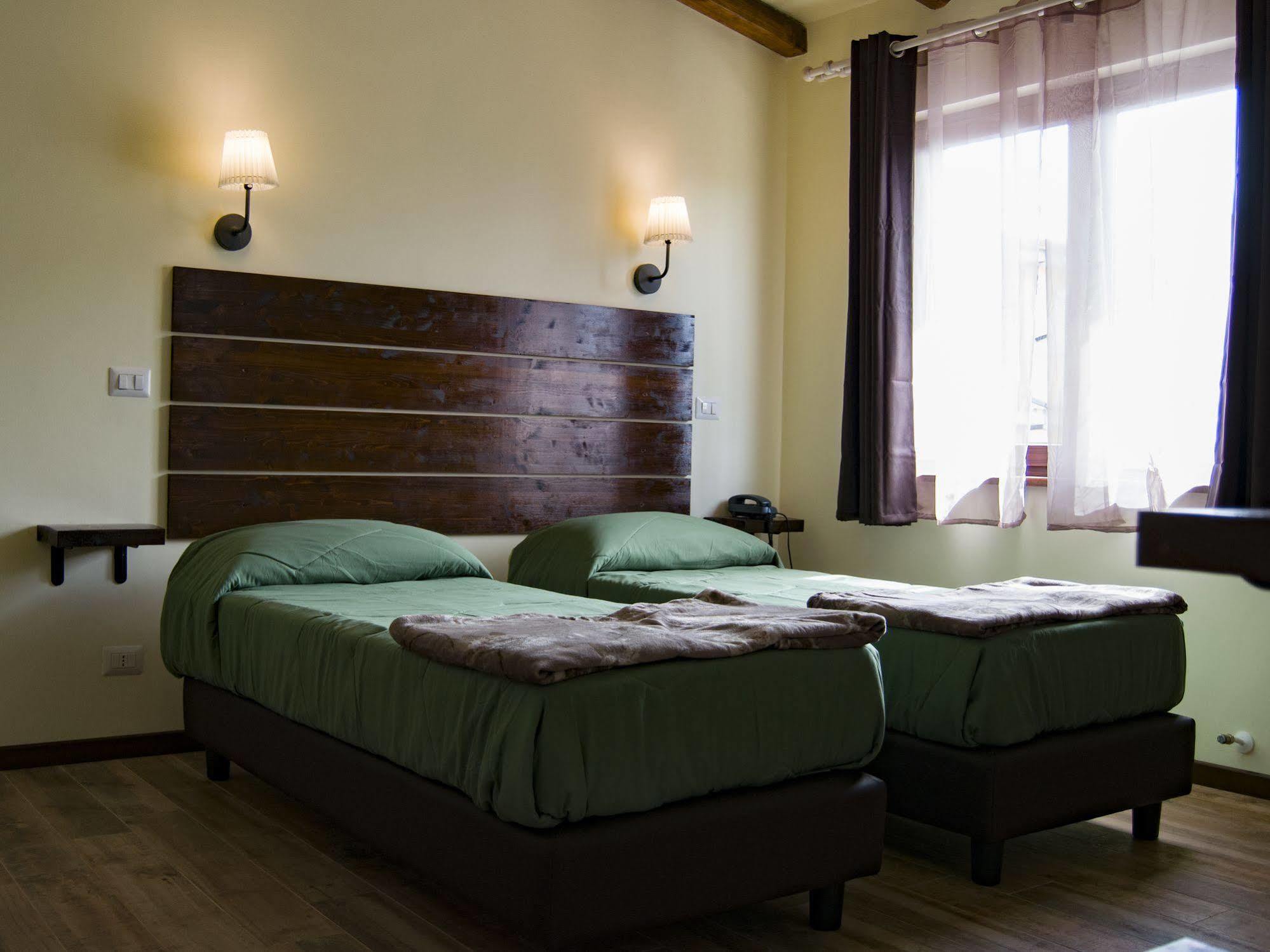 Sleep'N Go Hotel Fiumicino Exterior foto
